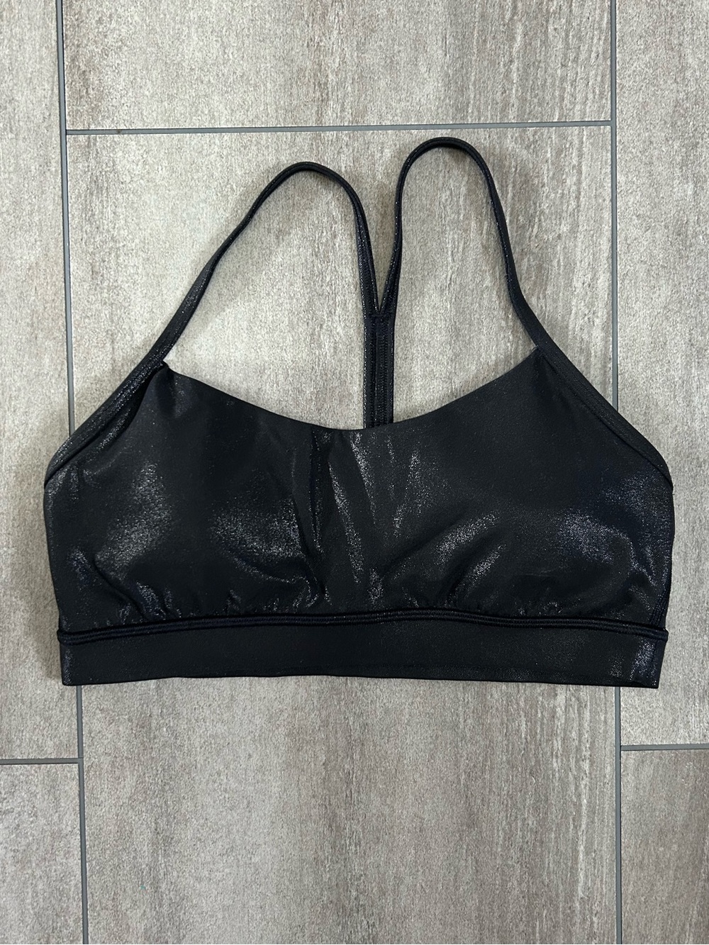 Lululemon Flow Y Nulu Bra Shine - Size 8